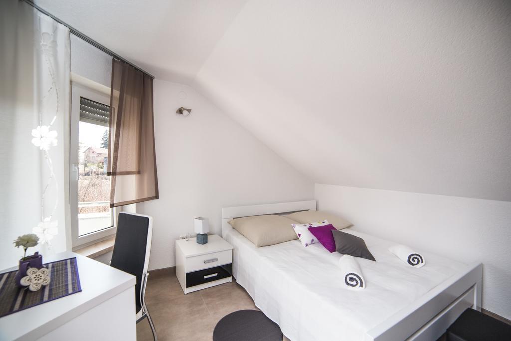 Guest House Melody Drežnik Grad Dış mekan fotoğraf